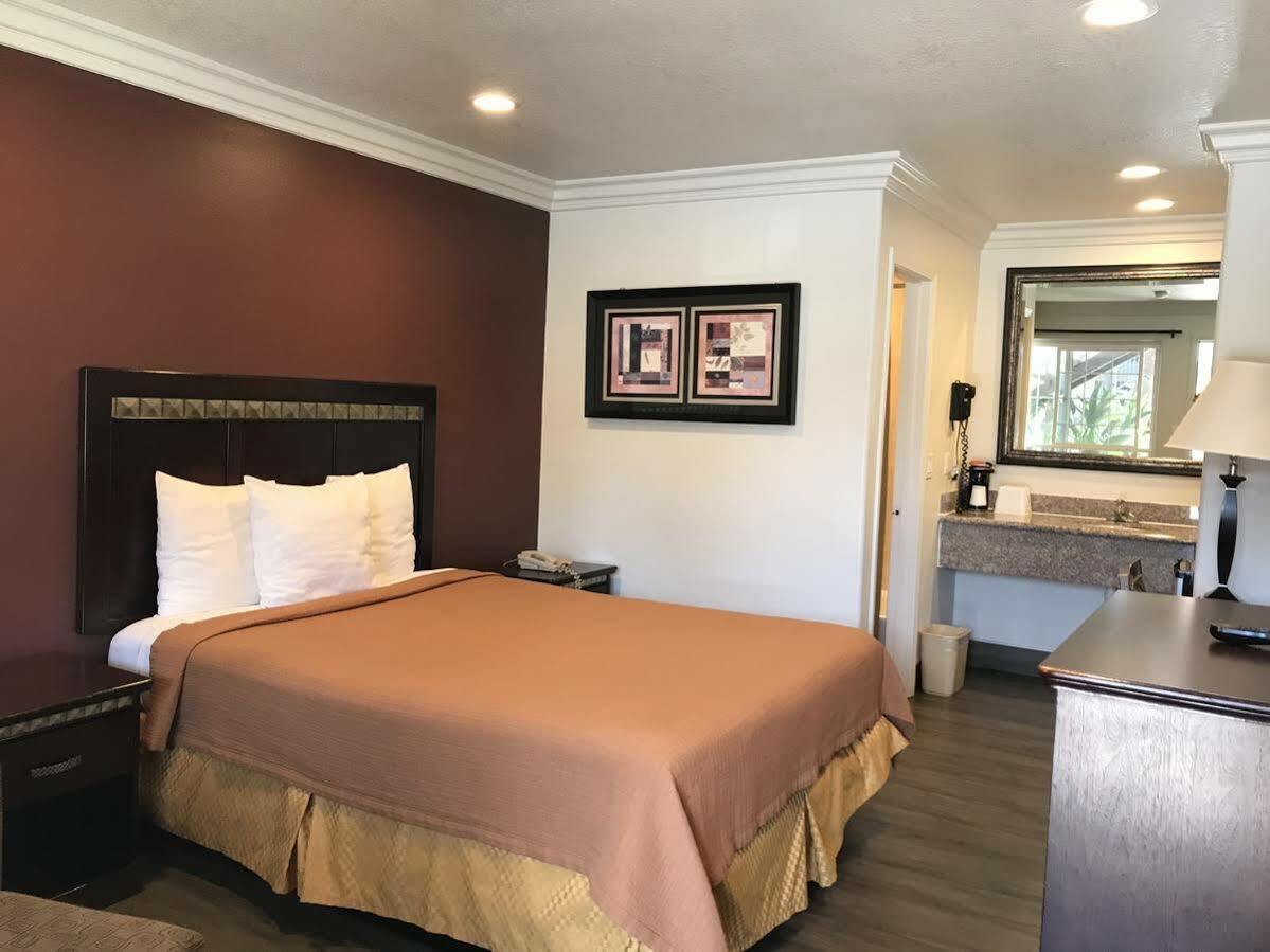 Hyland Inn Near Legoland Carlsbad Ngoại thất bức ảnh