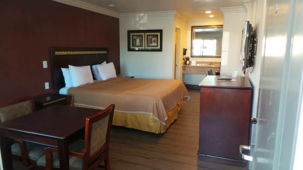 Hyland Inn Near Legoland Carlsbad Ngoại thất bức ảnh